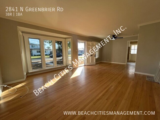 Foto del edificio - 2841 N Greenbrier Rd