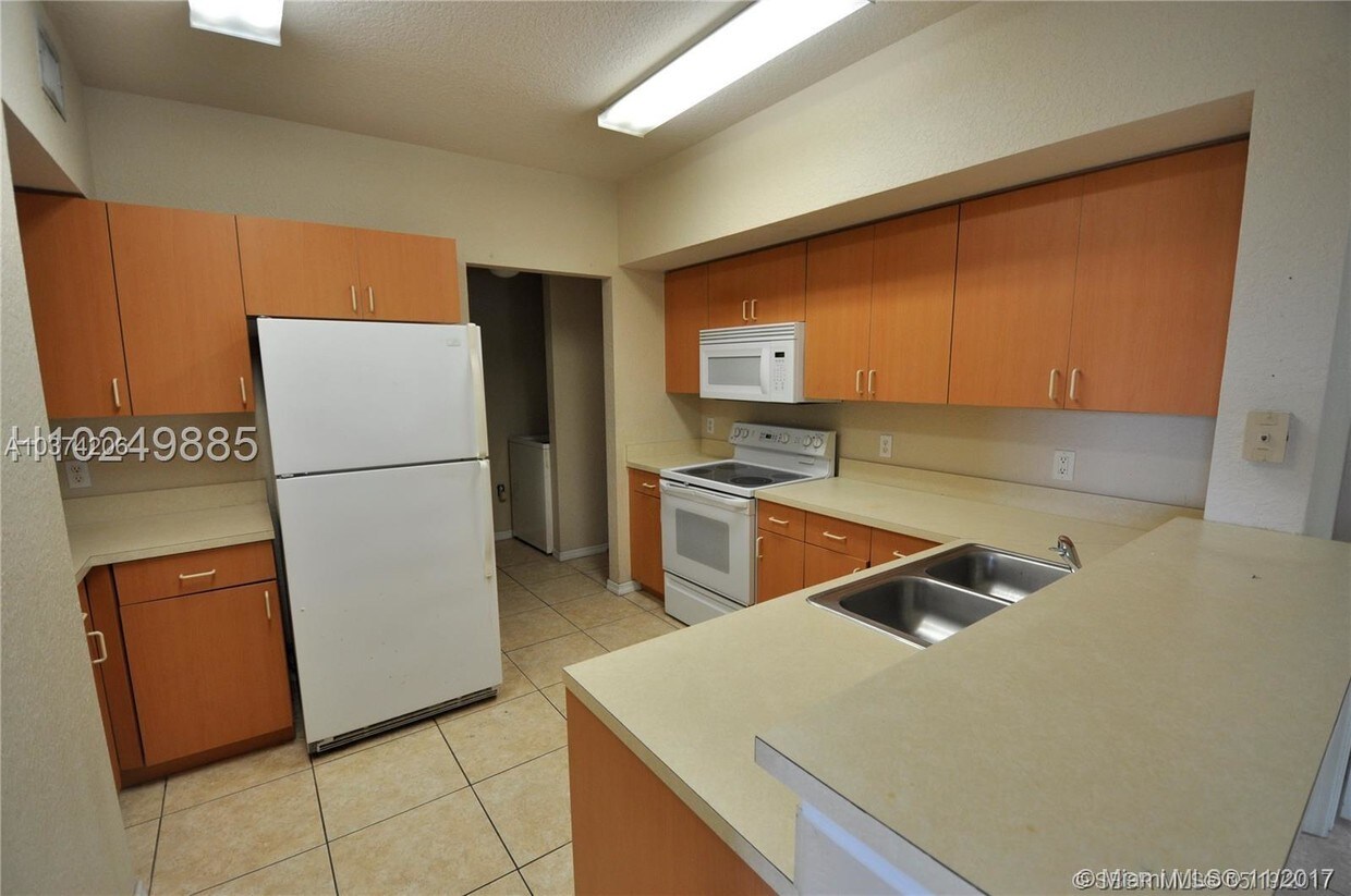1705 Belmont Ln, North Lauderdale, FL 33068 Condo for Rent in North