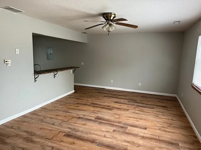 Building Photo - 1007 S Sheridan St