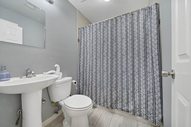 Foto del edificio - 6923 Avenue F