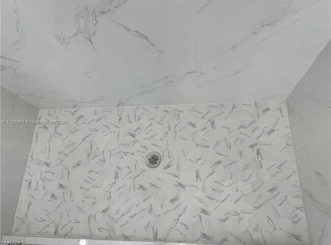 Foto del edificio - 1028 Eubanks St