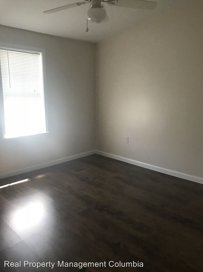 Building Photo - 3 br, 3 bath House - 904 Pond Drive