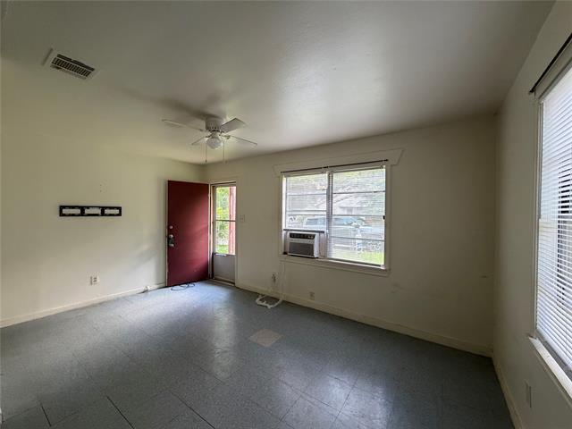 Foto del edificio - 2317 Freewater St