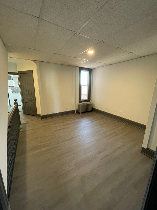 Foto del edificio - 1350 Mt Rose Ave