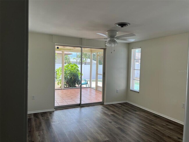 Foto del edificio - 1477 Nantucket Rd