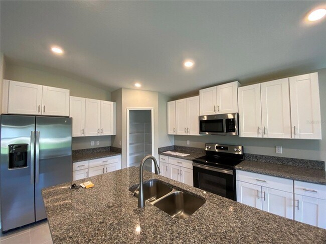 Foto del edificio - 2340 SW 168th Loop