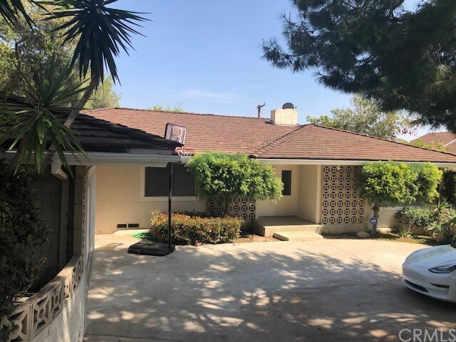 Foto principal - 2040 Liliano Dr