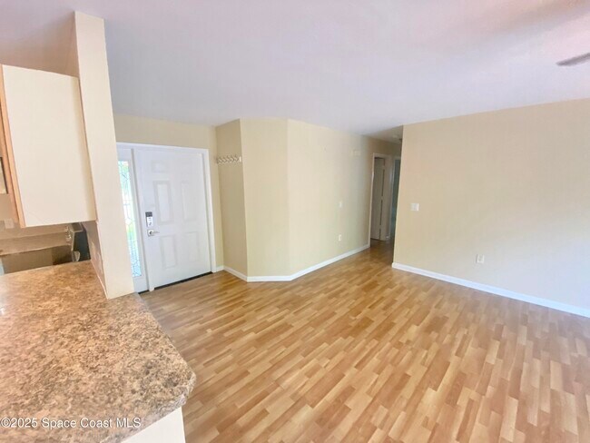 Building Photo - 784 Alcazar Ave