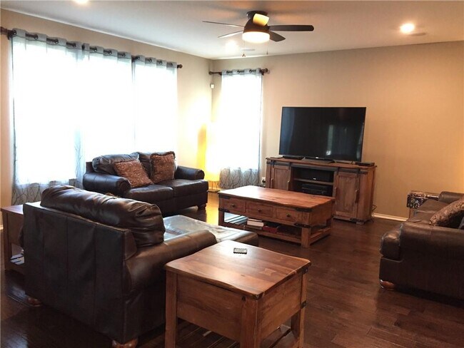 Foto del edificio - 1636 Bovina Dr