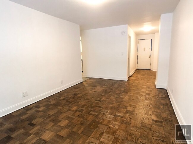 Building Photo - EAST 56 STREET