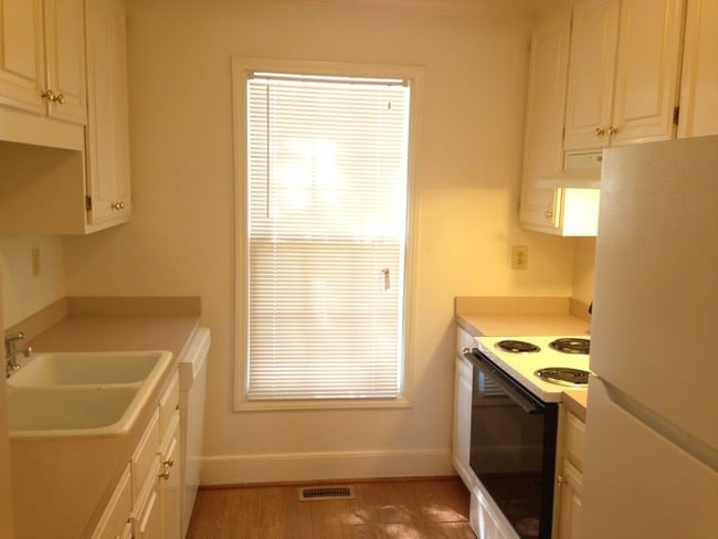 Building Photo - 510 S Beltline Blvd