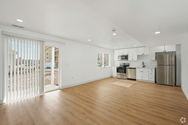 Building Photo - 1298 Sage Dr