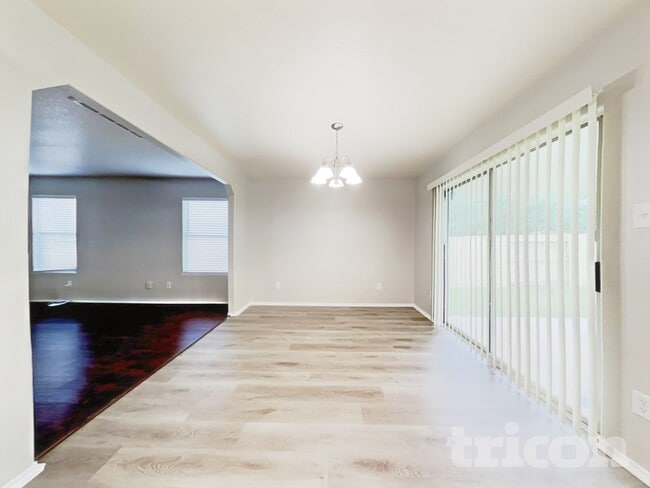Building Photo - 1142 Desert Willow Ln