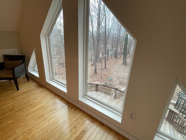 Foto del edificio - 145 Rustic Way Ln