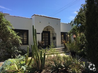 Spanish style stand-alone house - 1116 Queen Anne Pl