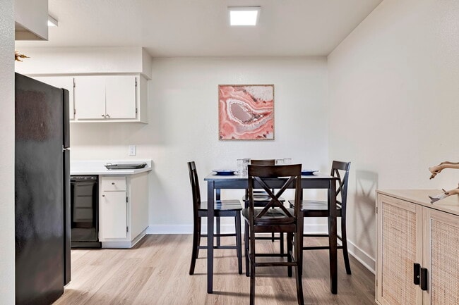 Building Photo - Riviera Park