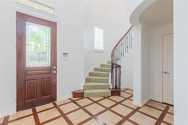 Foto del edificio - 5473 Braemar Dr