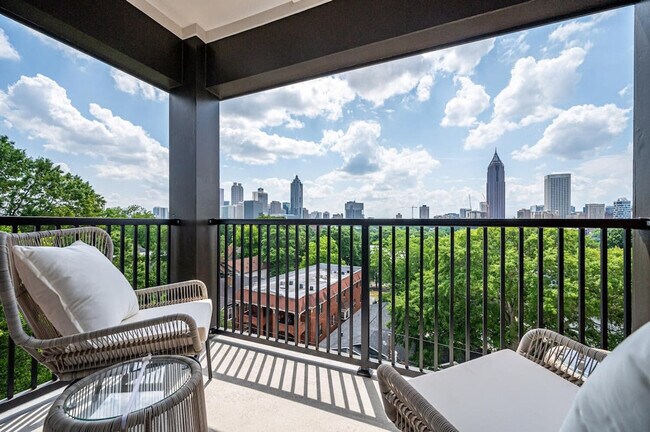 Foto del edificio - 525 Parkway Dr NE