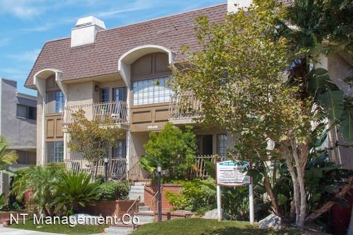Foto principal - 2 br, 1 bath Apartment - 3546 Hughes Ave 3...
