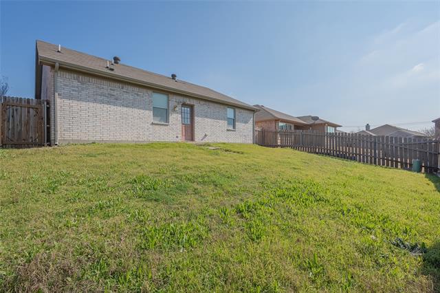 Foto del edificio - 6317 Bay Lake Dr