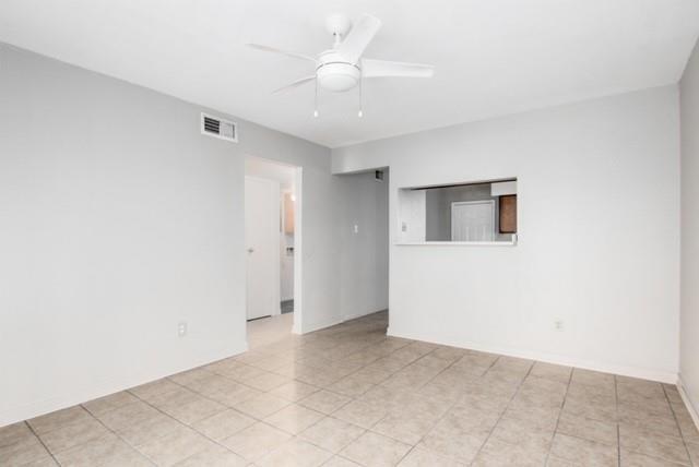 Foto del edificio - 9018 Grannis St