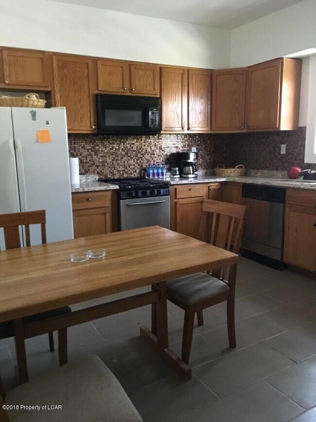 153 Hanover St Unit 2, WilkesBarre, PA 18702 Apartment for Rent in