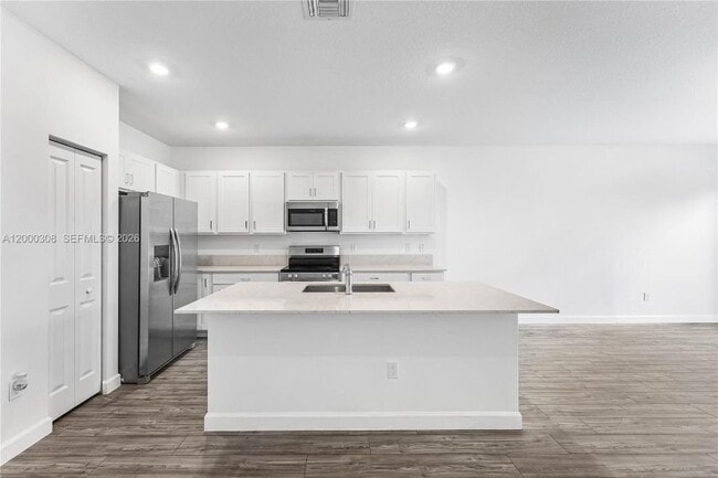 Photo - 4612 Hollister Ave Townhome