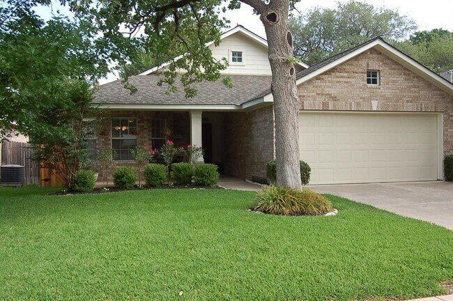 Building Photo - 2313 Clover Ridge Dr