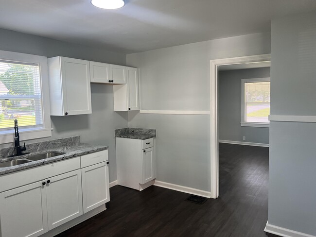 Foto del edificio - 1318 N Exeter Ave