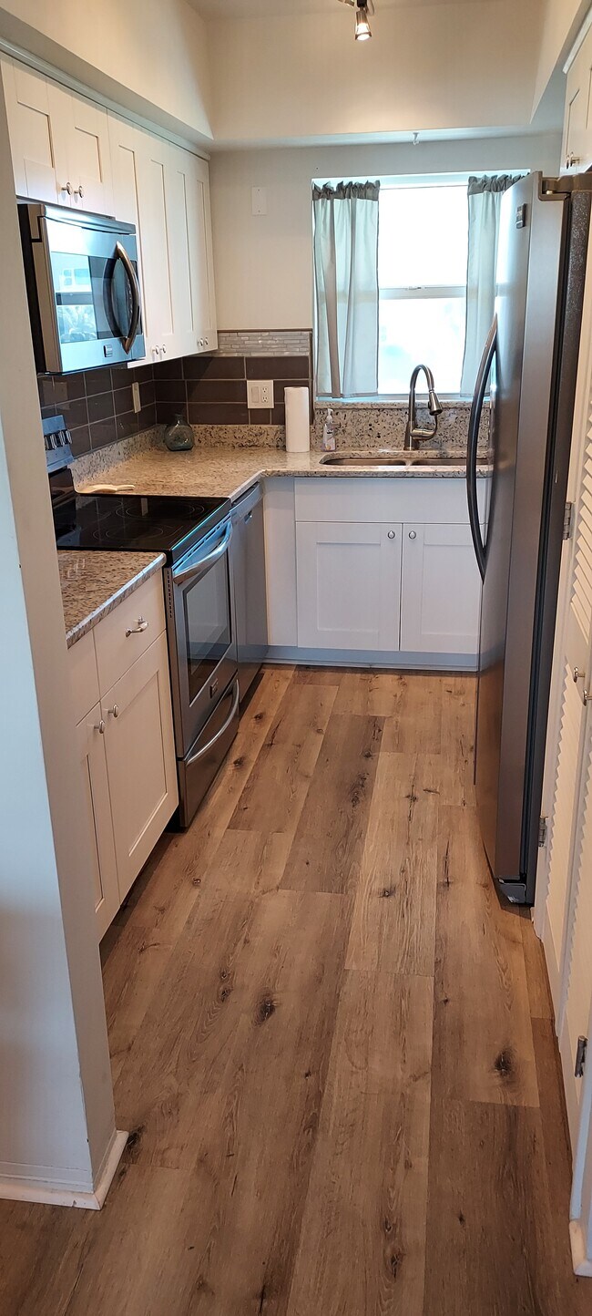 Foto del edificio - 6201 2nd St E