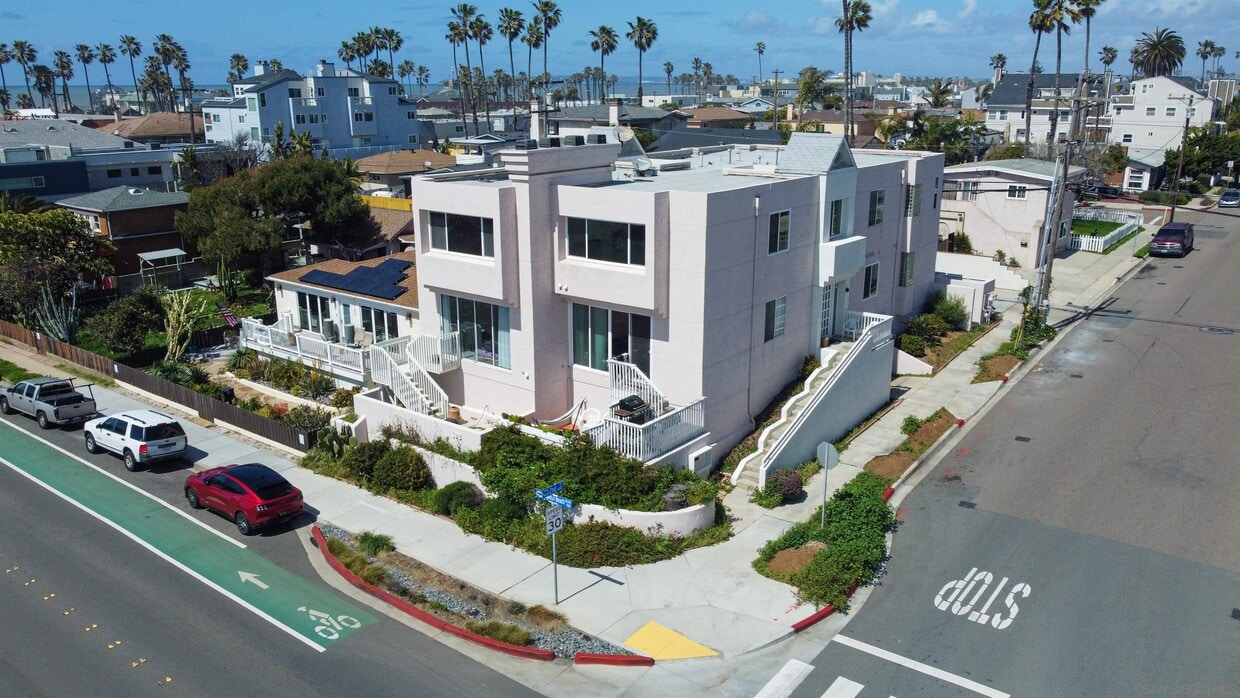 192 Imperial Beach Blvd Unit D, Imperial Beach, CA 91932 Condo for