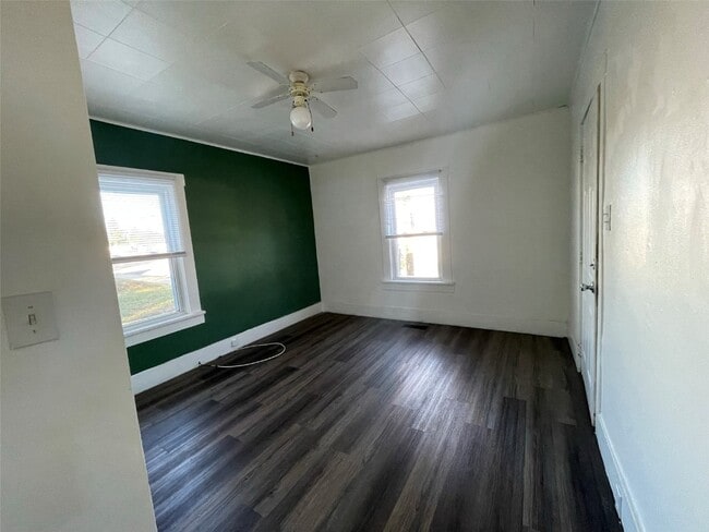 Foto del edificio - 765 S Main St