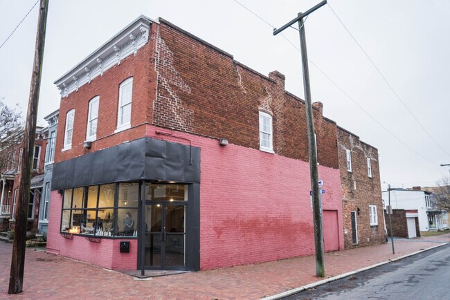 Foto del edificio - 324 N 27th St