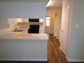 Building Photo - 8403 Windell Ln