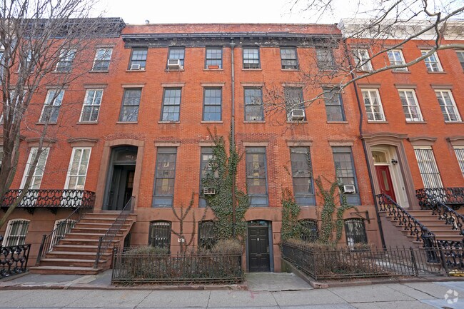 Building Photo - Conversion to SFR (Pending approval 2016)
