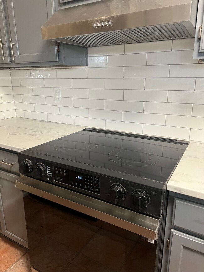 Foto del edificio - 4564 W 19th St
