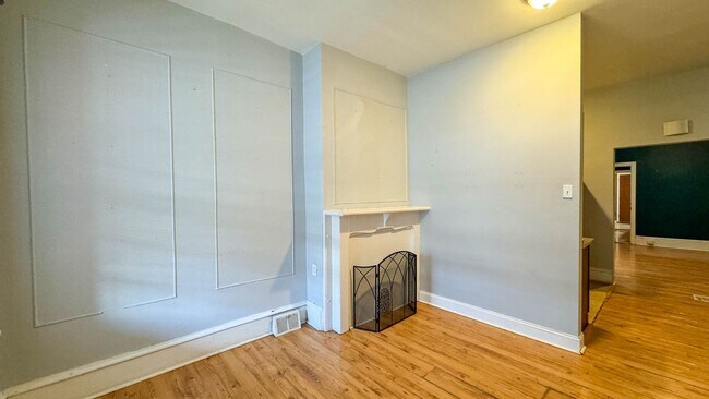 Building Photo - 5722 Market St