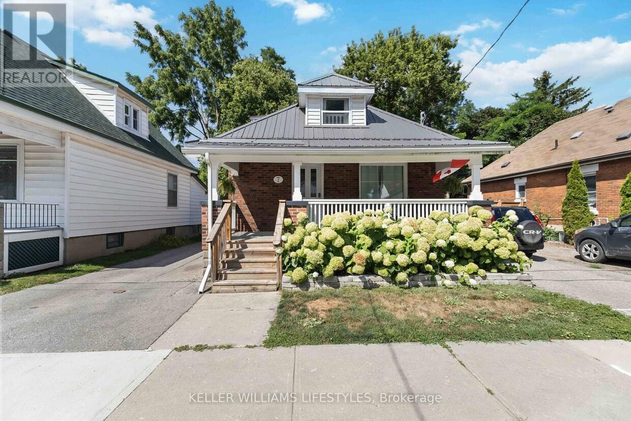Primary Photo - 7 Cummings Ave