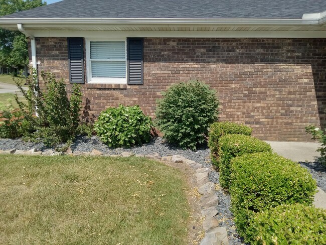 Foto del edificio - 214 S Linwood Ct