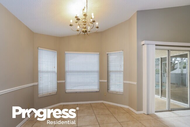 Foto del edificio - 4425 Preston Woods Dr