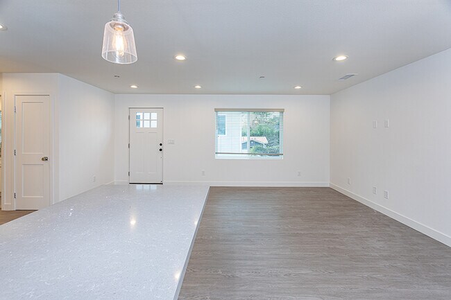 Foto del edificio - 316 S Reese Pl