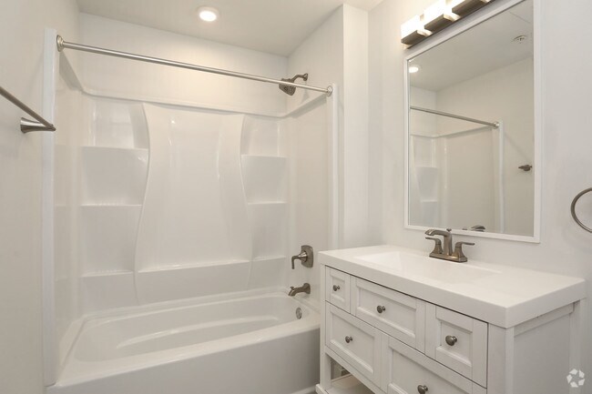 Bathroom - Arches 132