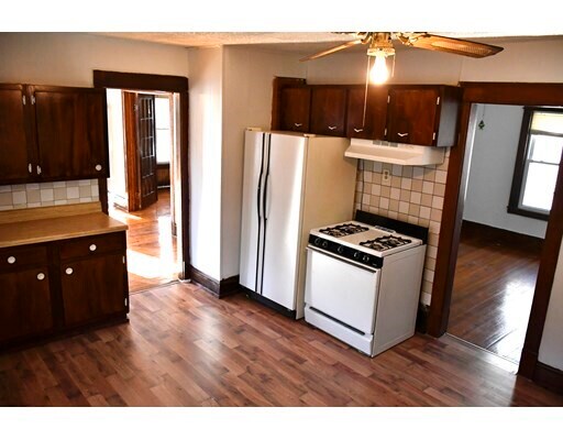 Foto principal - 497-499 Newbury St
