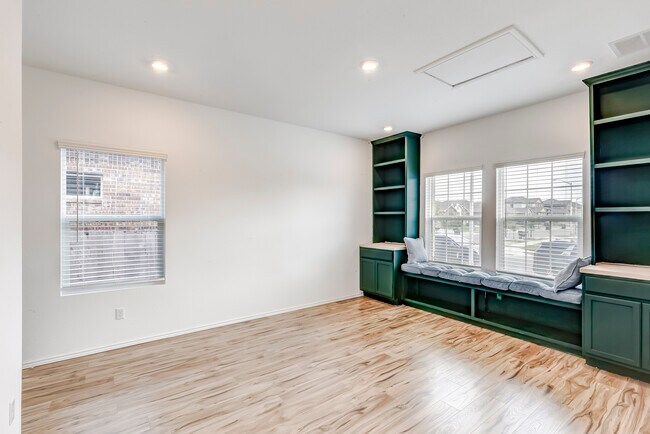 Building Photo - 2113 Guntersville Bnd