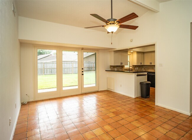 Foto del edificio - 4522 Briarbend Dr