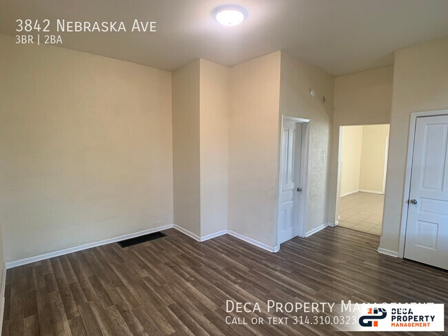Building Photo - 3 Bedroom House