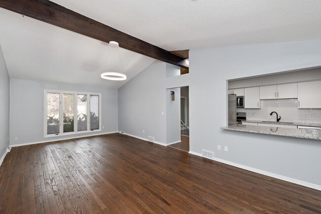 Building Photo - 5329 Interlachen Blvd