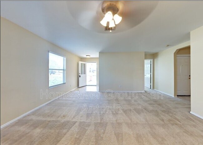 Foto del edificio - 128 S Willow Way
