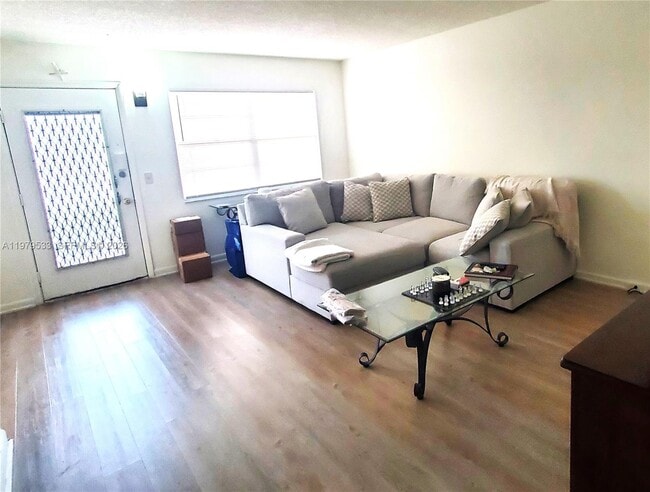 Building Photo - 800 SW 131st Ave