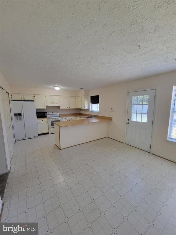 Building Photo - 6137 Sea Lion Pl
